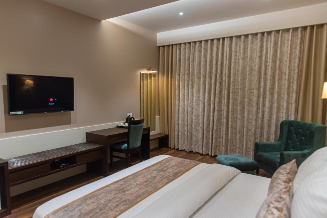 Hotel Royal Livin Benares Buitenkant foto