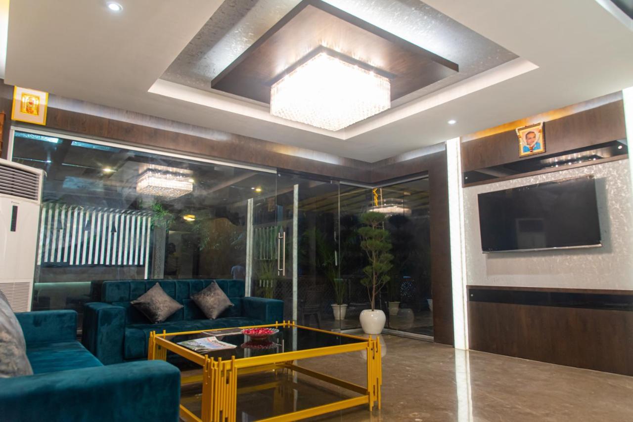 Hotel Royal Livin Benares Buitenkant foto