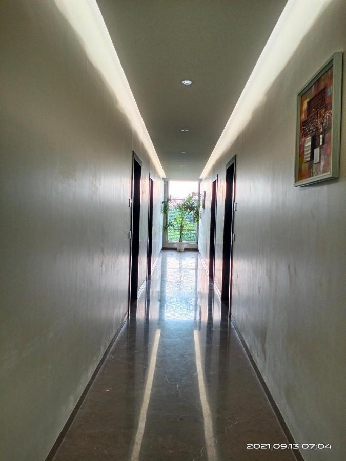 Hotel Royal Livin Benares Buitenkant foto