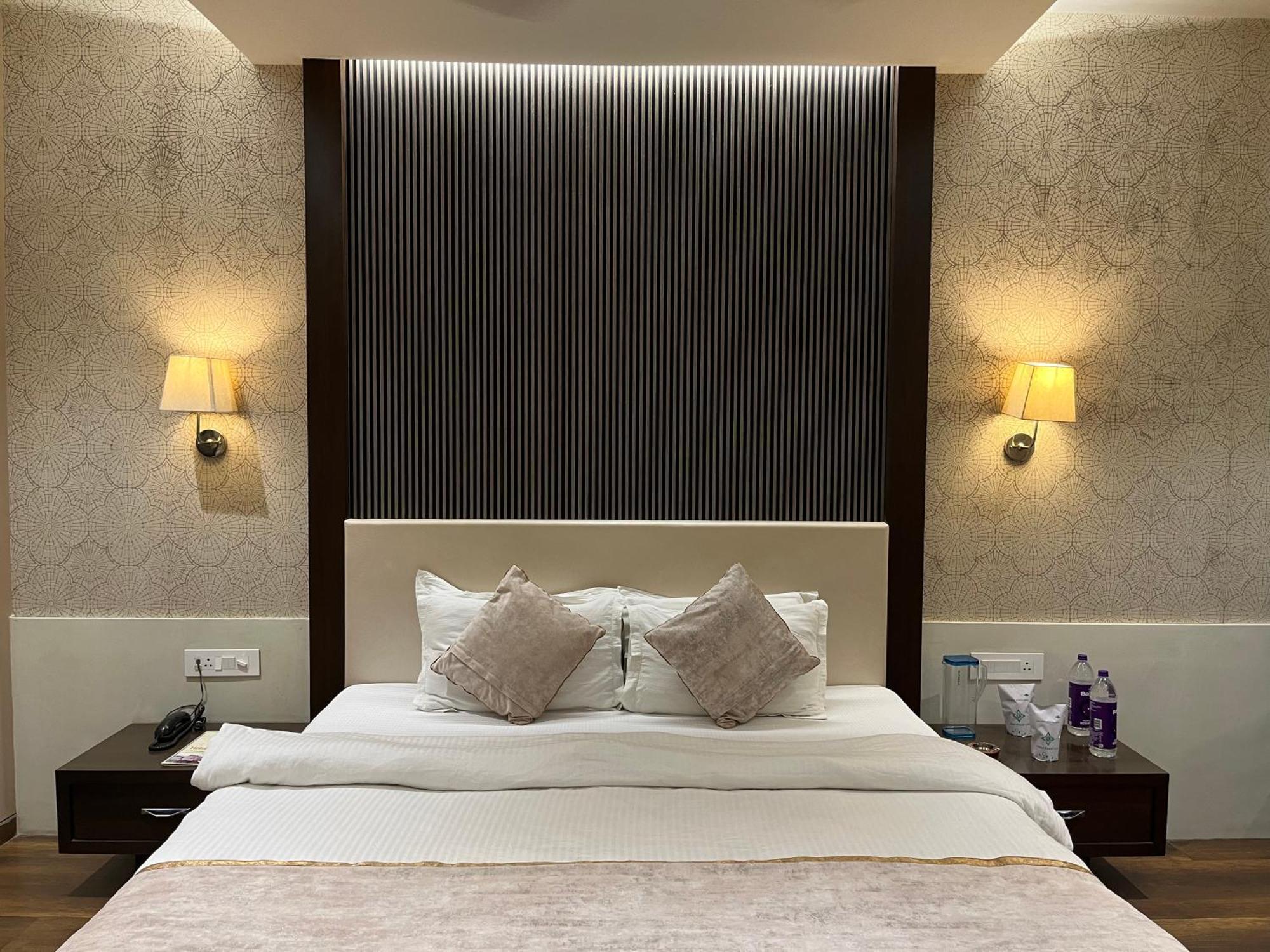 Hotel Royal Livin Benares Buitenkant foto