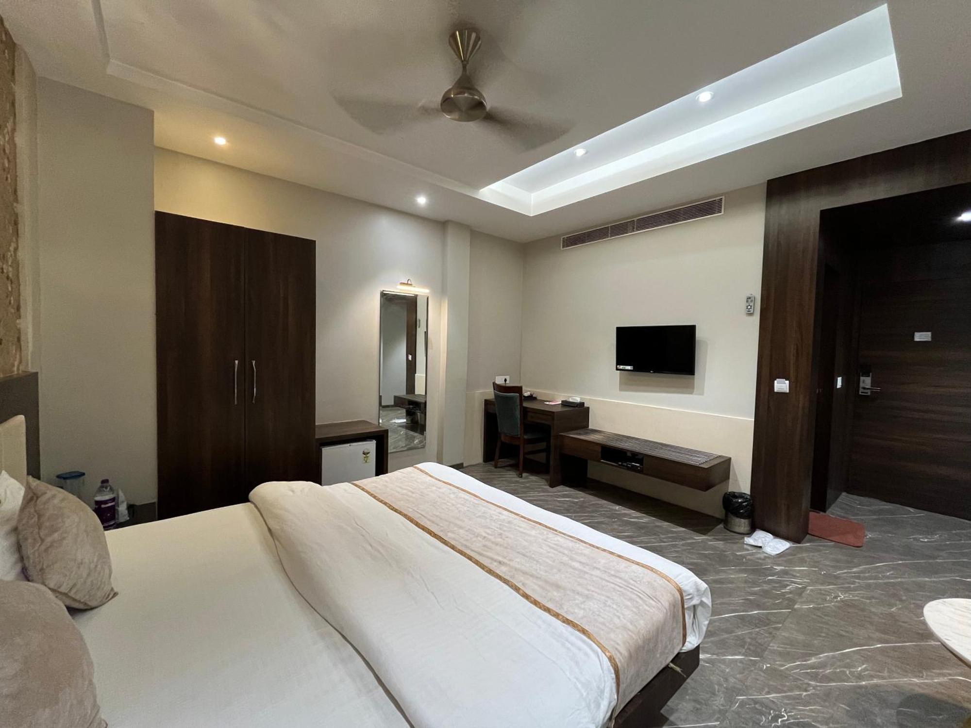 Hotel Royal Livin Benares Buitenkant foto
