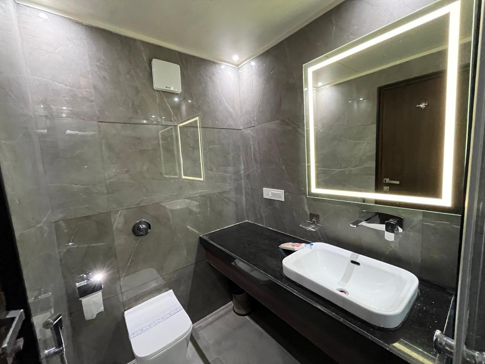 Hotel Royal Livin Benares Buitenkant foto